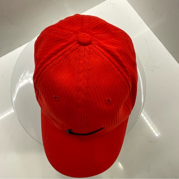 Nike Golf red strapback lightweight hat one size - Picture 5 of 7